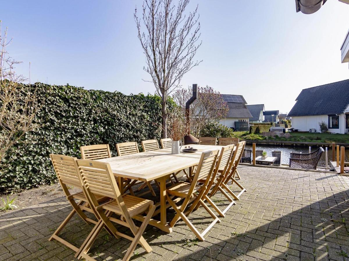 Beautiful Holiday Home With Private Terrace Kropswolde ภายนอก รูปภาพ